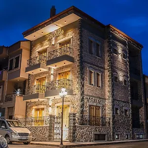 Hotel Tres Belle, Korce