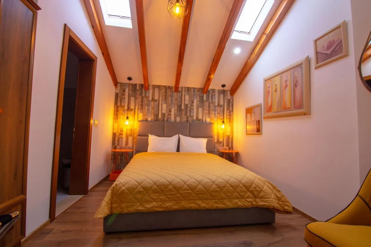 Hotel Vila Aleksander 2 Korce